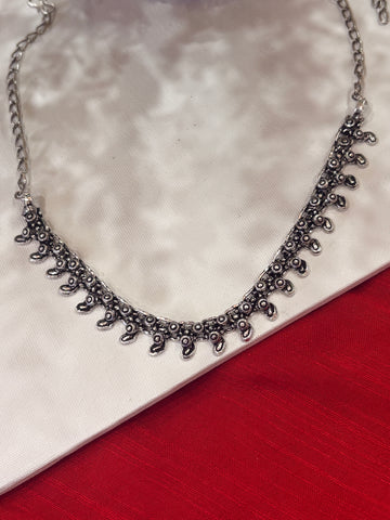 Noor Silver Necklace