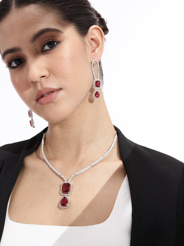 Crimson Starling: Elegant Jewelry Se
