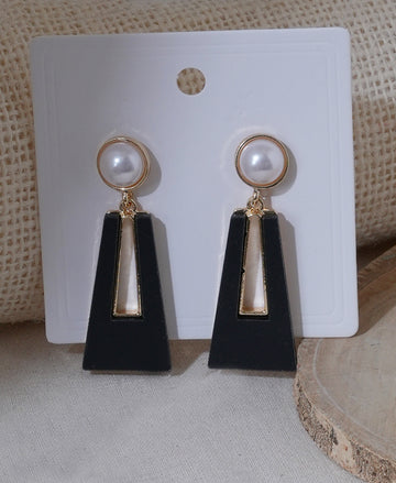 Black Lady Geometric Plating Arylic Alloy Drop Earrings