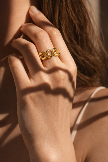 Niska Anti Tarnish Bold Link Ring