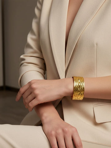 Niska Bold Bend 18K Gold Plated Anti Tarnish Cuff Bracelet
