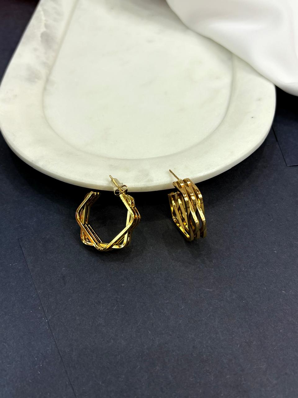 Gold-Plated Stainless Steel Tarnish-Free Waterproof Hoop Earrings