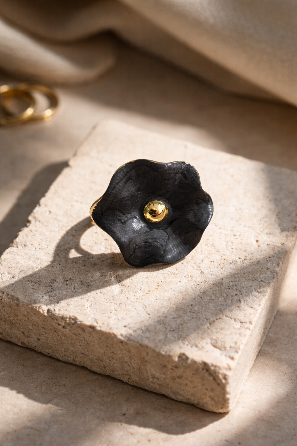 Niska Serene Duo-Tone Anti Tarnish Layer Ring