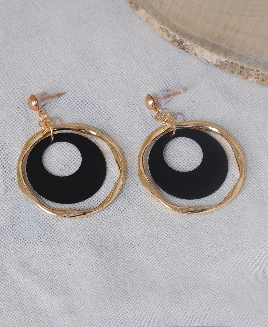 Elegant Glam Asymmetrical Grid Alloy Drop Earrings