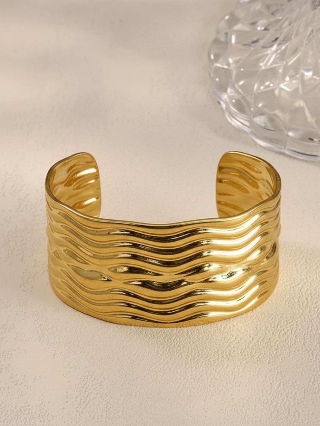 Niska Bold Bend 18K Gold Plated Anti Tarnish Cuff Bracelet