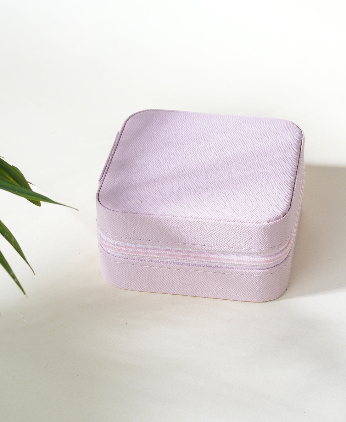 Pink Textured Jewellery Organiser