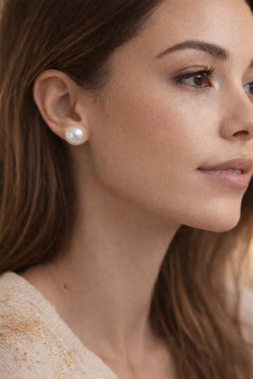 Niska Pearl Drop Earring