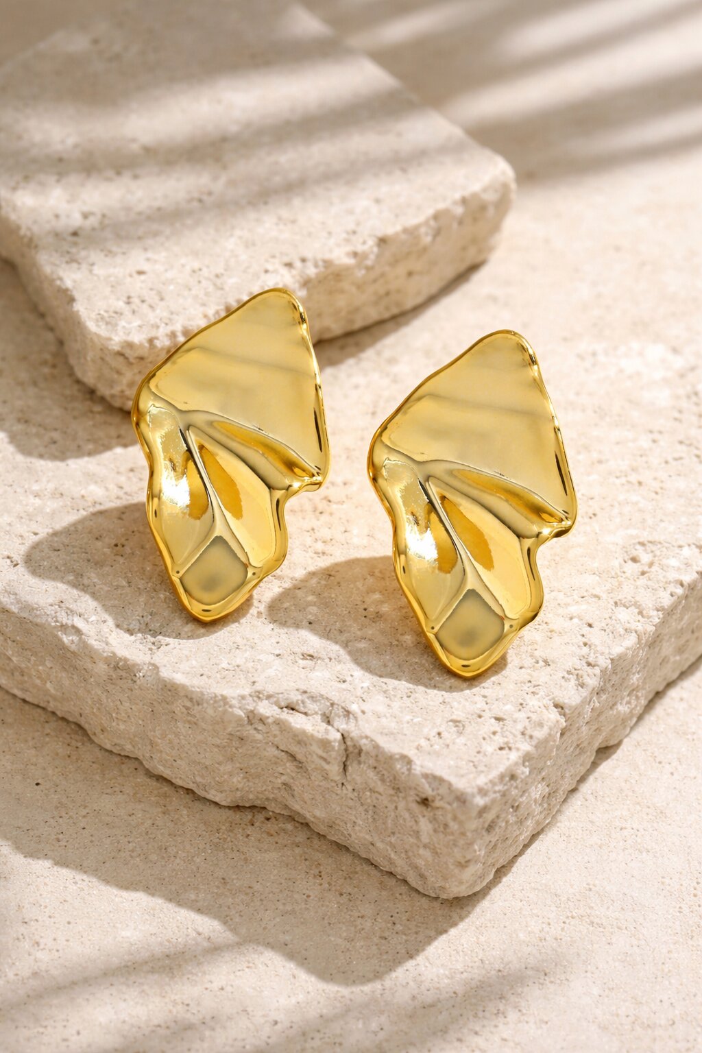 Niska Anti-Tarnish Luxe Hoops