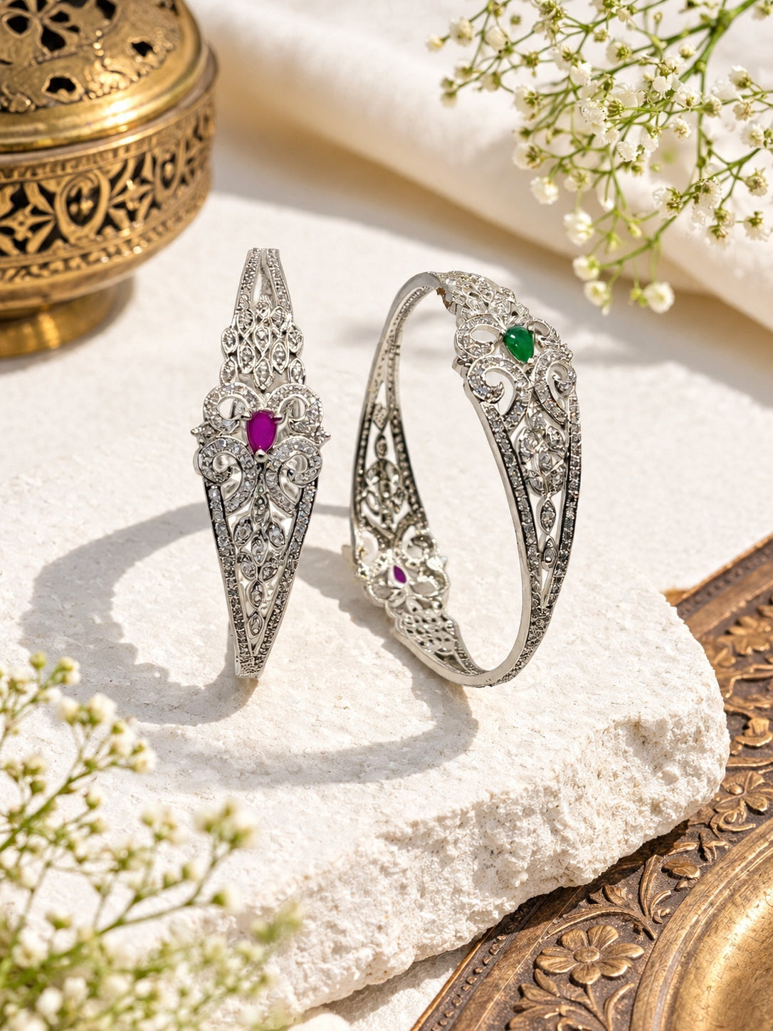 BA26N20029 ethnic silver bangle