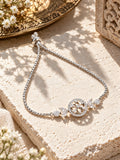BR26N20032 bracelet close up still life