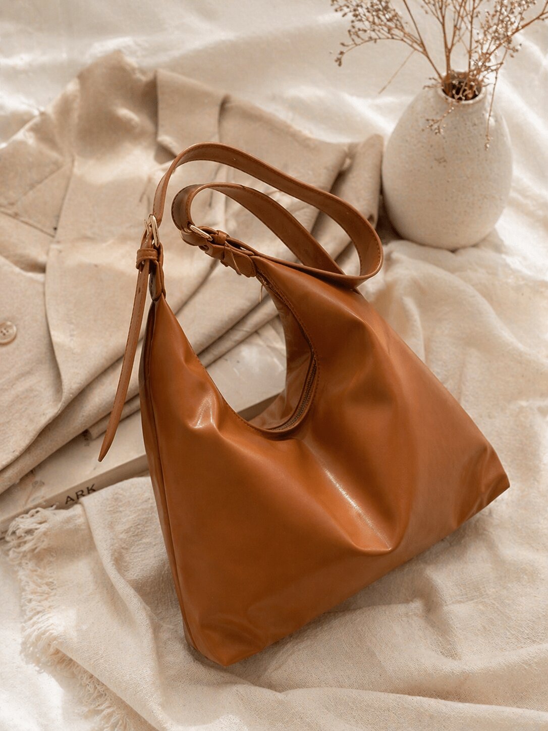 Soft Structured Tan Leather Bag – Minimal Chic Shoulder Hobo
