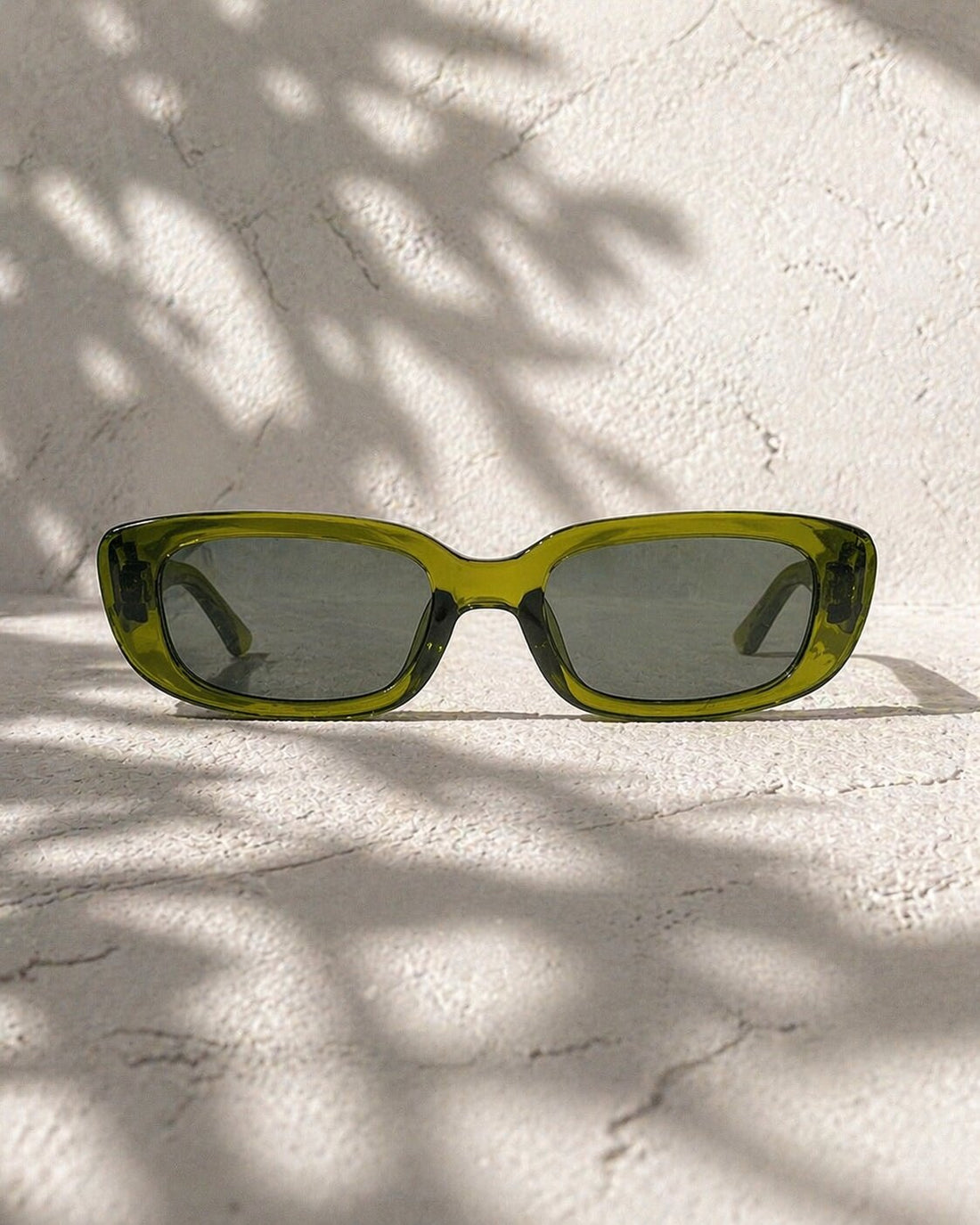 Niska Olive Aura Retro Frames Sunglass