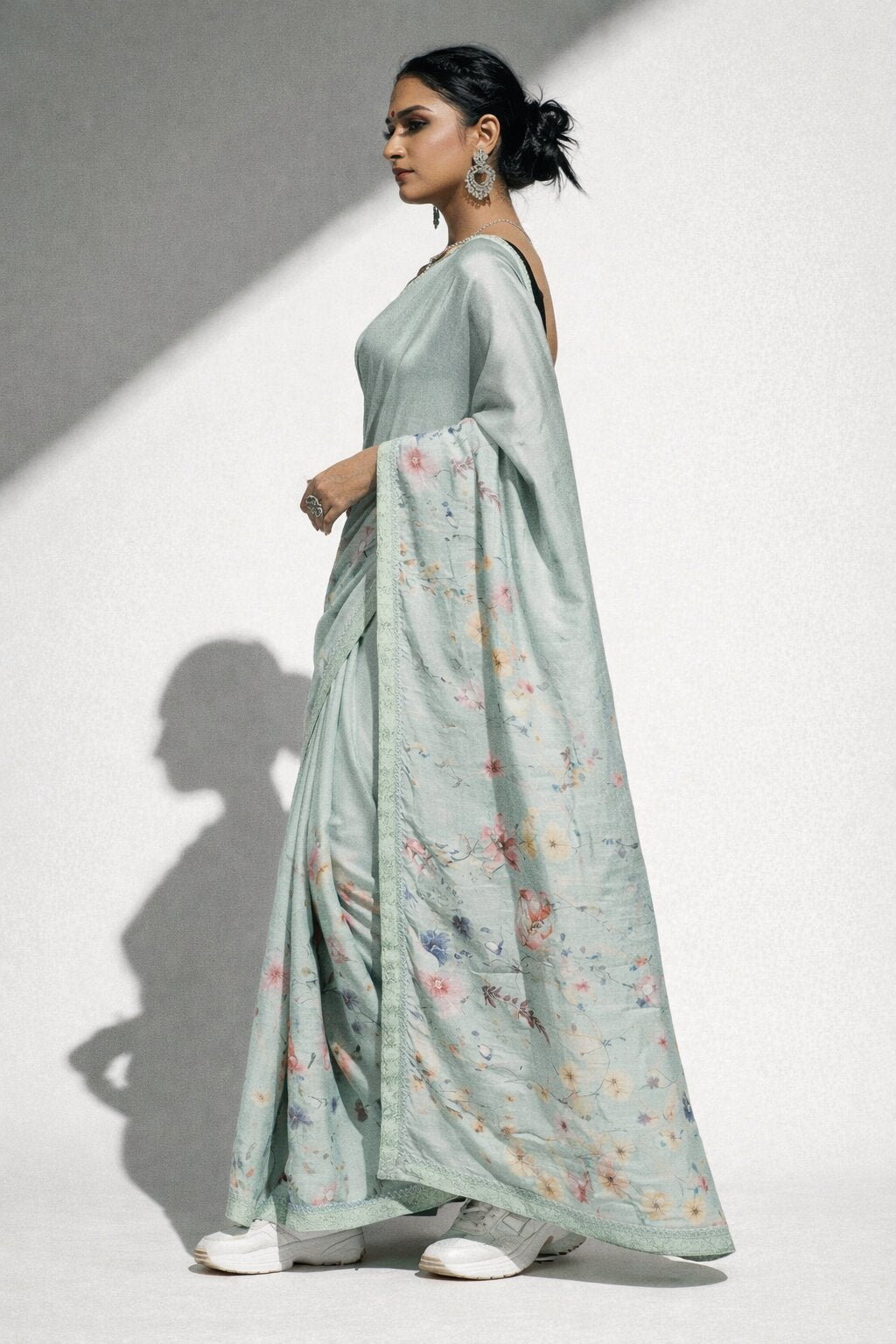 Niska Floral Print Saree