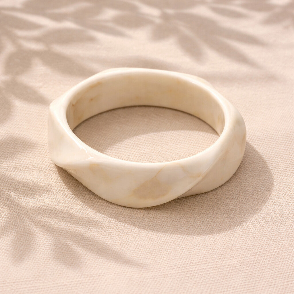 Niska Rasin Square Shaped Bangle