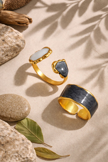 Niska Anti Tarnish Ring Set of Two