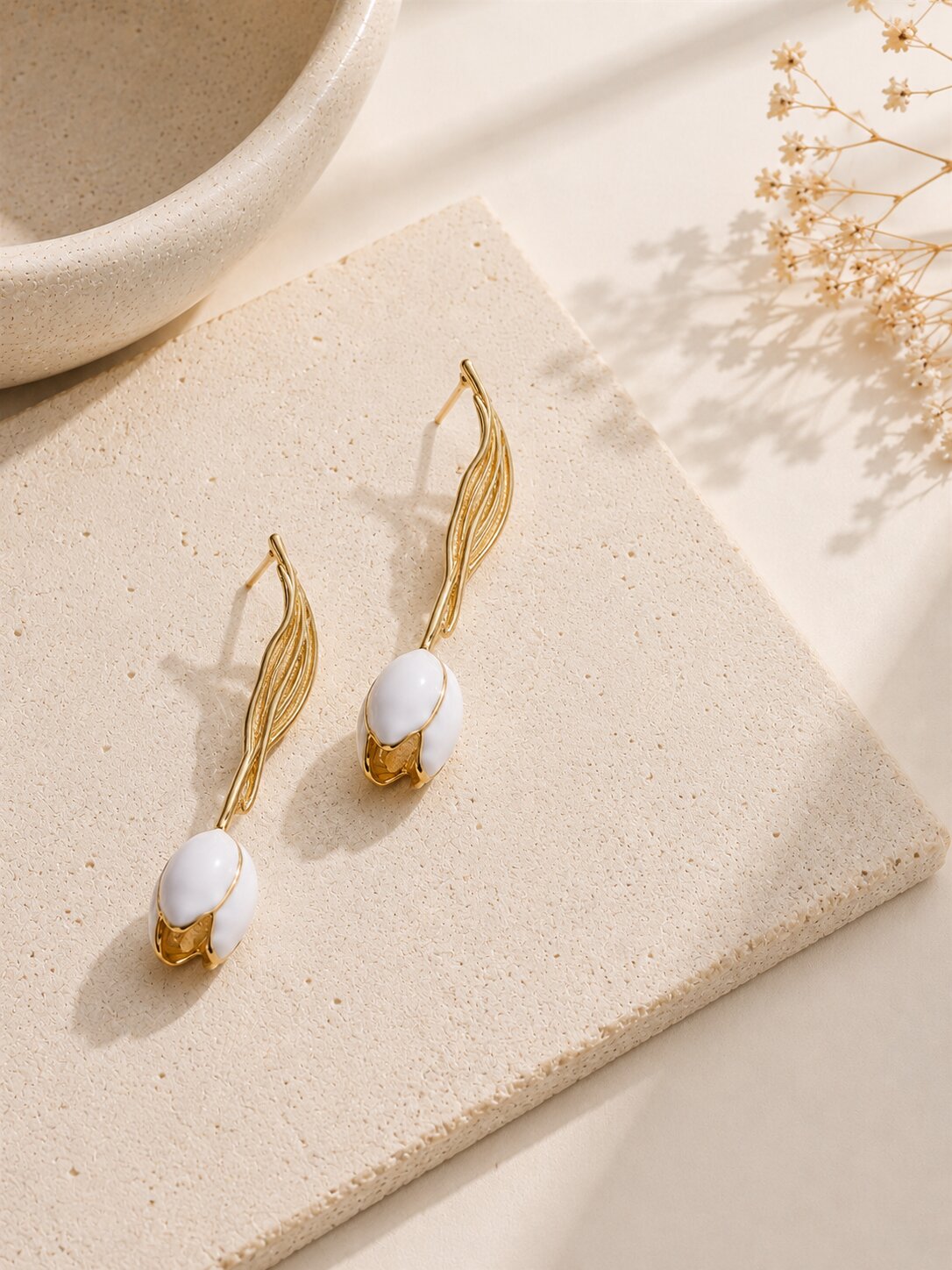 Niska Tulip Whisper Drop Earrings