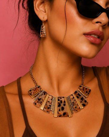 Niska Leopard Glow Necklace Set