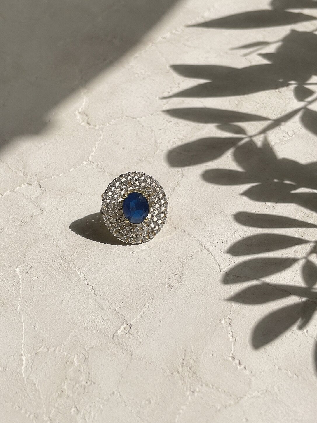 Niska Sapphire Halo Statement Ring