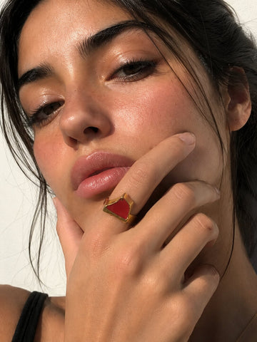 Niska Crimson Edge Ring