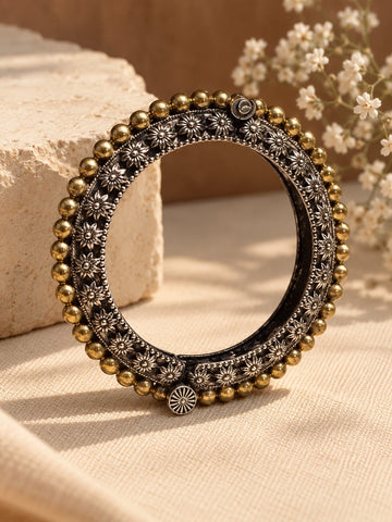 Dual-Tone Floral  Bangle
