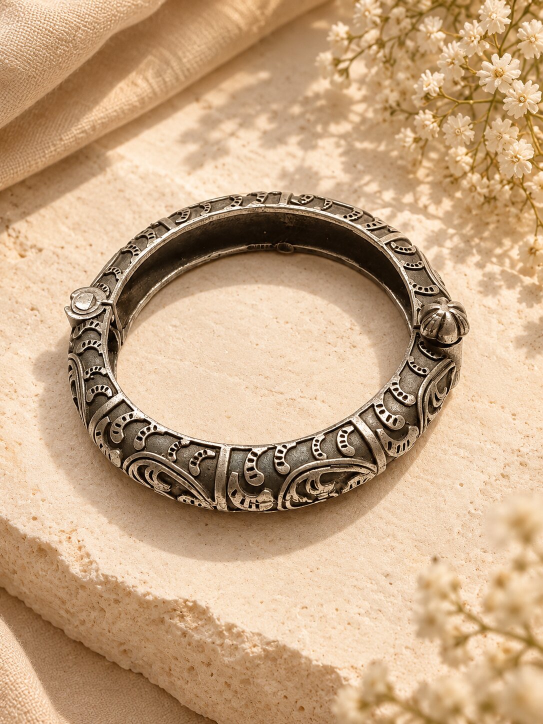 Heritage Paisley Bangle