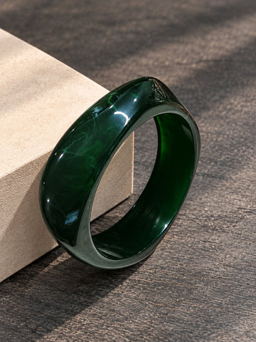 Emerald Green Sculpted Resin Bangle