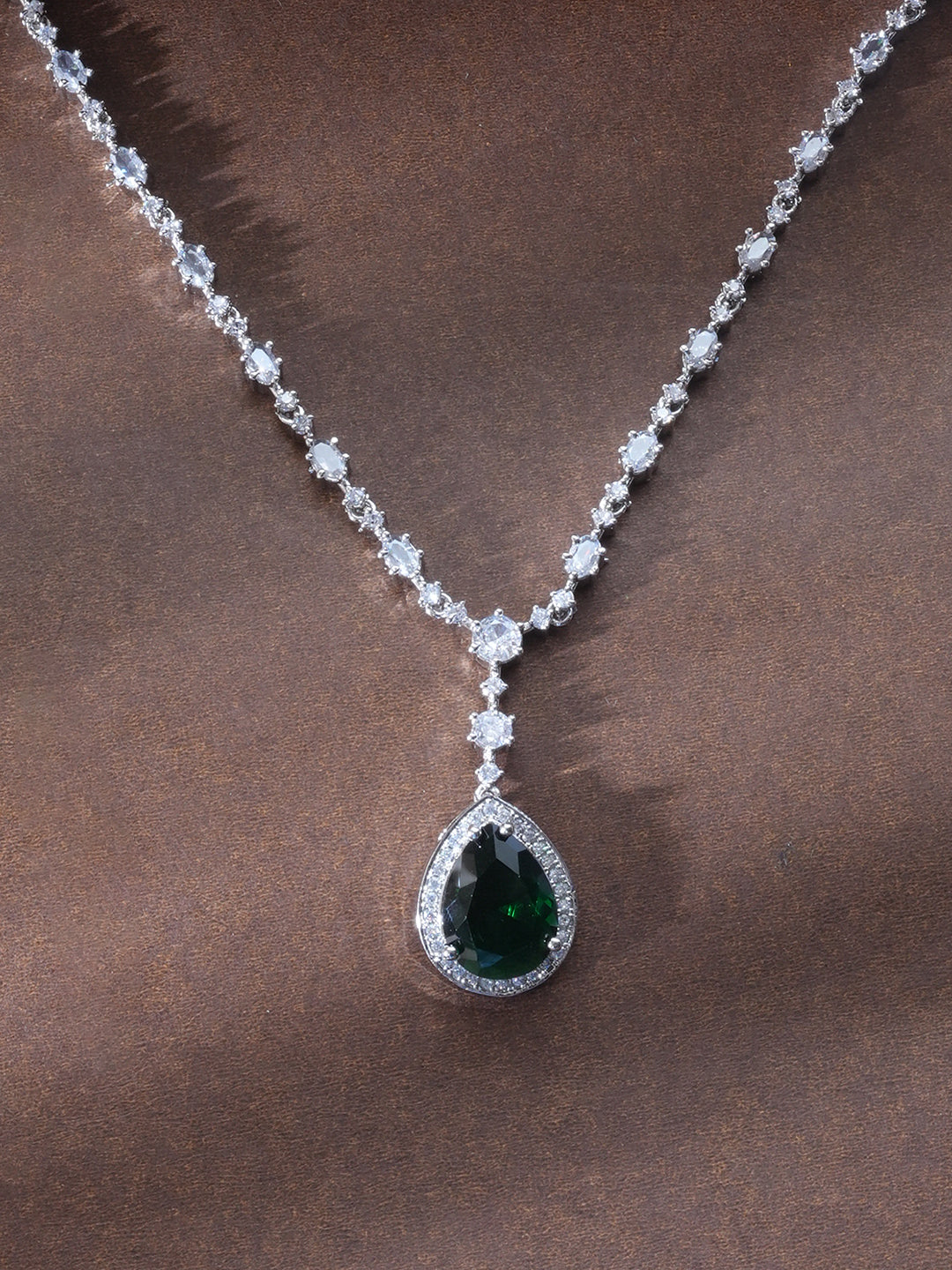 Greenl Stone Studded Jewellery Set
