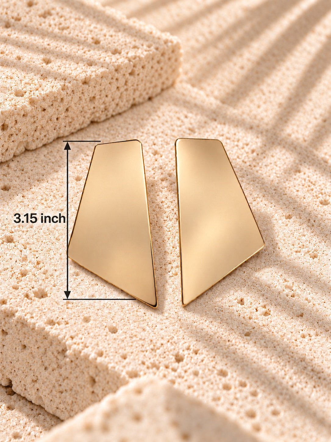 Niska gold-tone geometric earrings sizing – length 3.15 inch