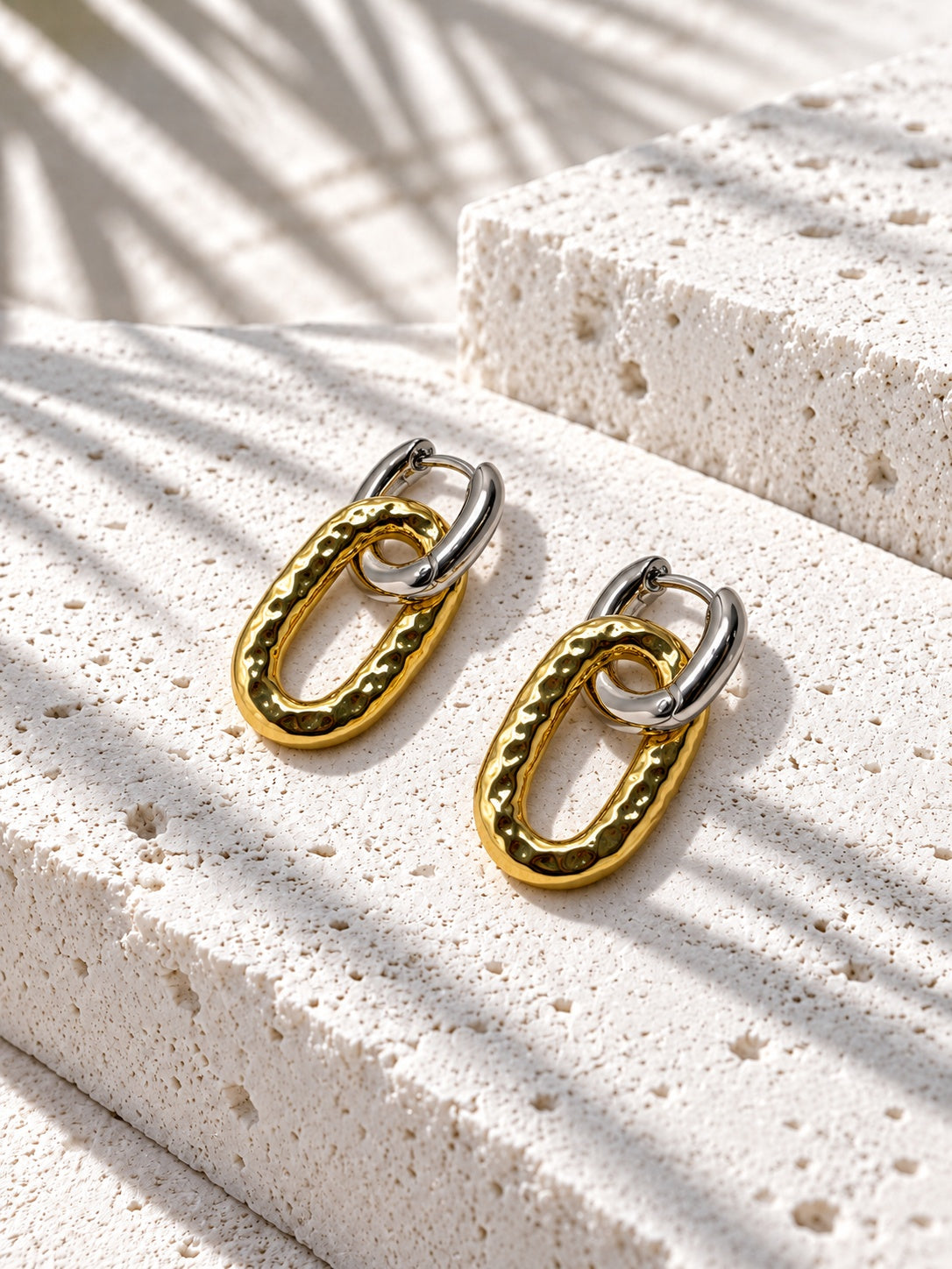 Niska two-tone hammered oval link hoop earrings – flat view