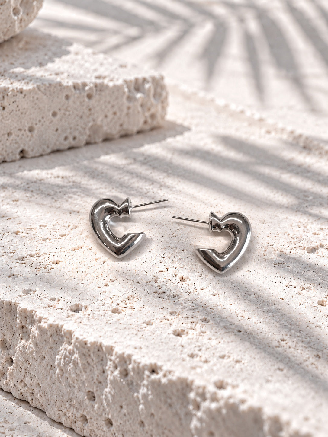 Niska silver-tone open heart stud earrings