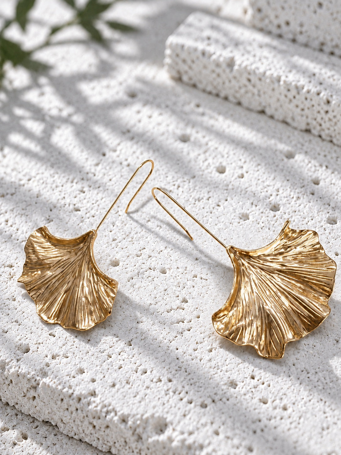 Niska gold-tone ginkgo leaf Resin earrings product view 7