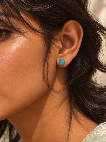 Niska turquoise blue Resin stud earring worn on model
