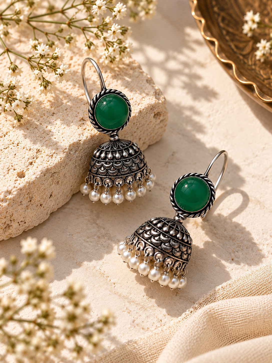 Monalisa green stone oxidised silver jhumka earring