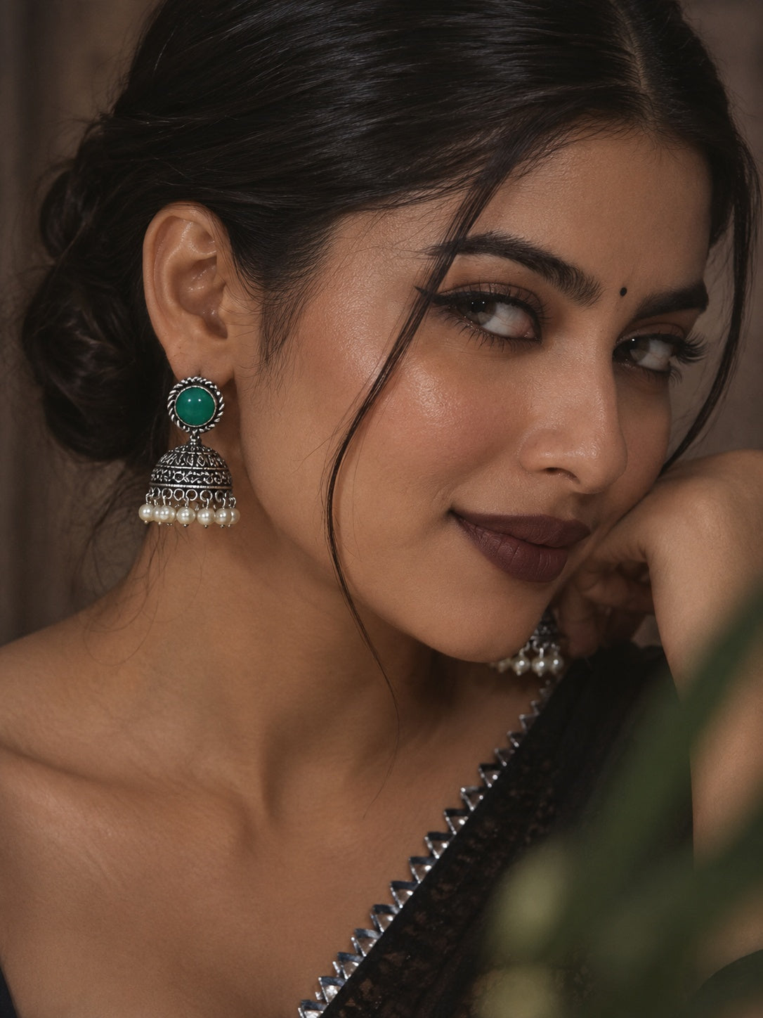 Monalisa green stone oxidised silver jhumka earring