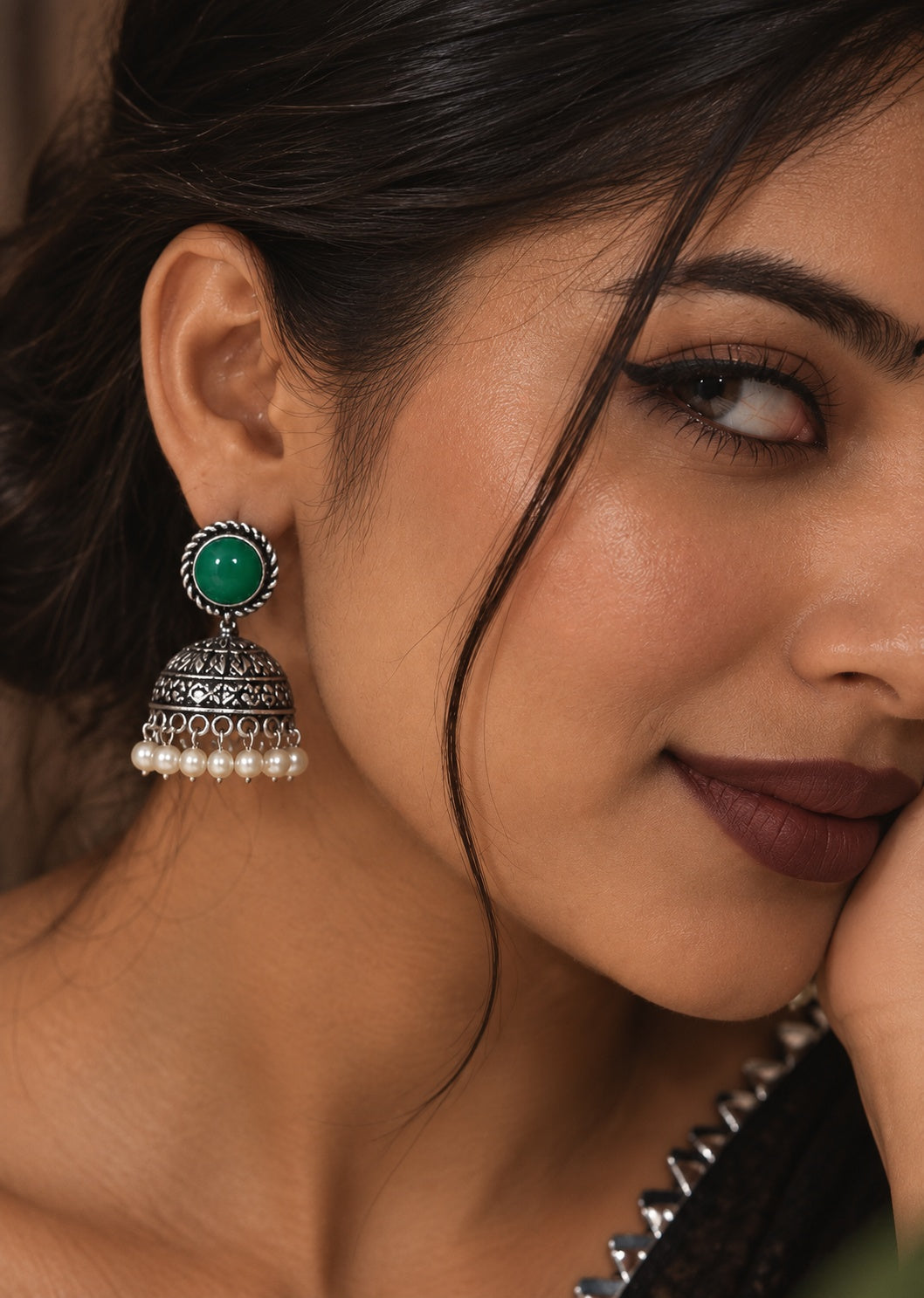Monalisa green stone oxidised silver jhumka earring