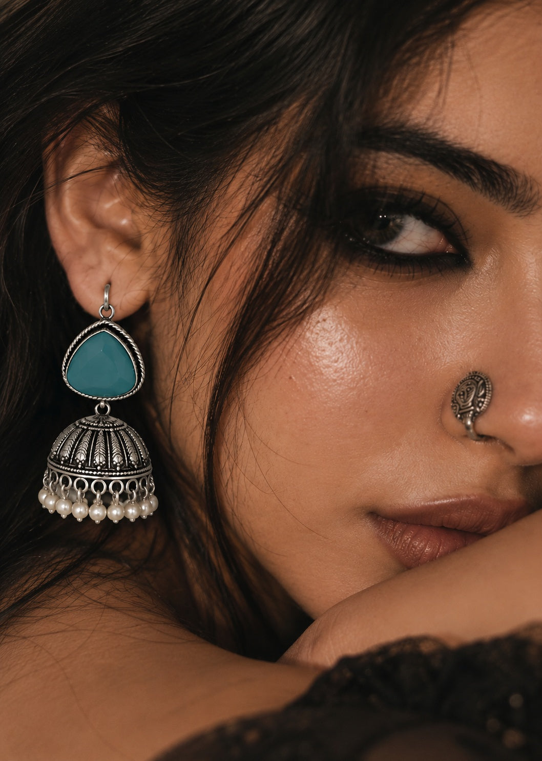 ER26N10356 Monalisa Stone Silver Replica Jhumka worn by model