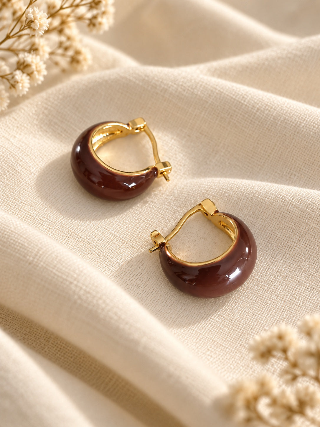 Niska brown Monalisa Stone silver replica hoop earrings — editorial product view 3
