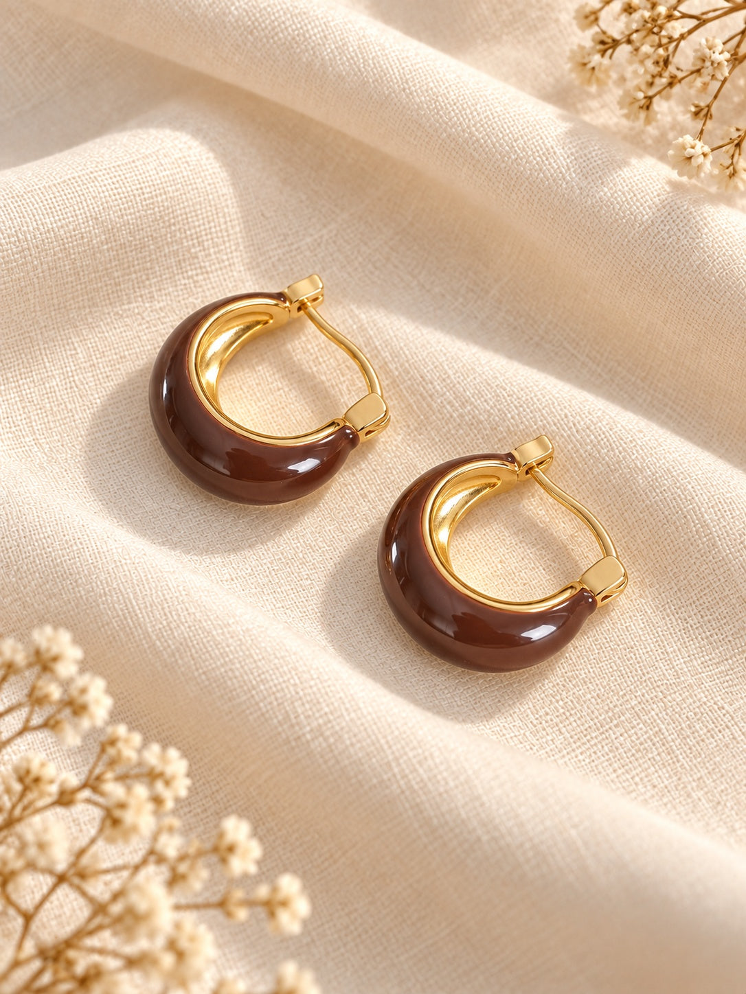 Niska brown Monalisa Stone silver replica hoop earrings — editorial product view 10