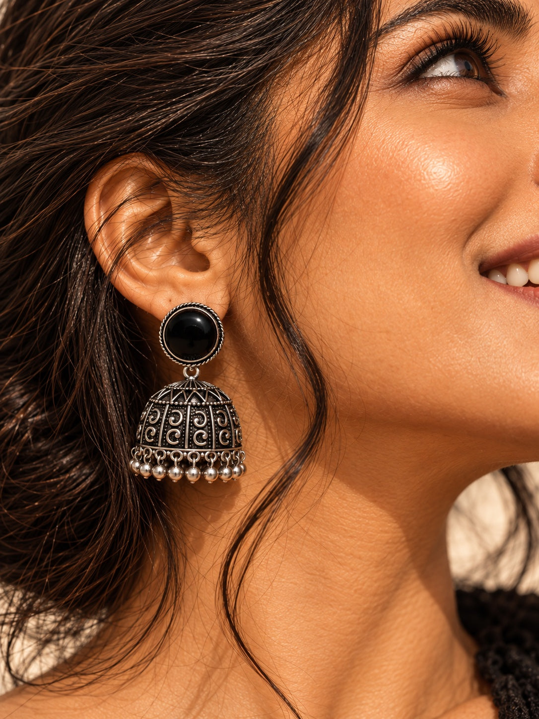 Niska black Monalisa Stone Silver replica jhumka earring model close-up