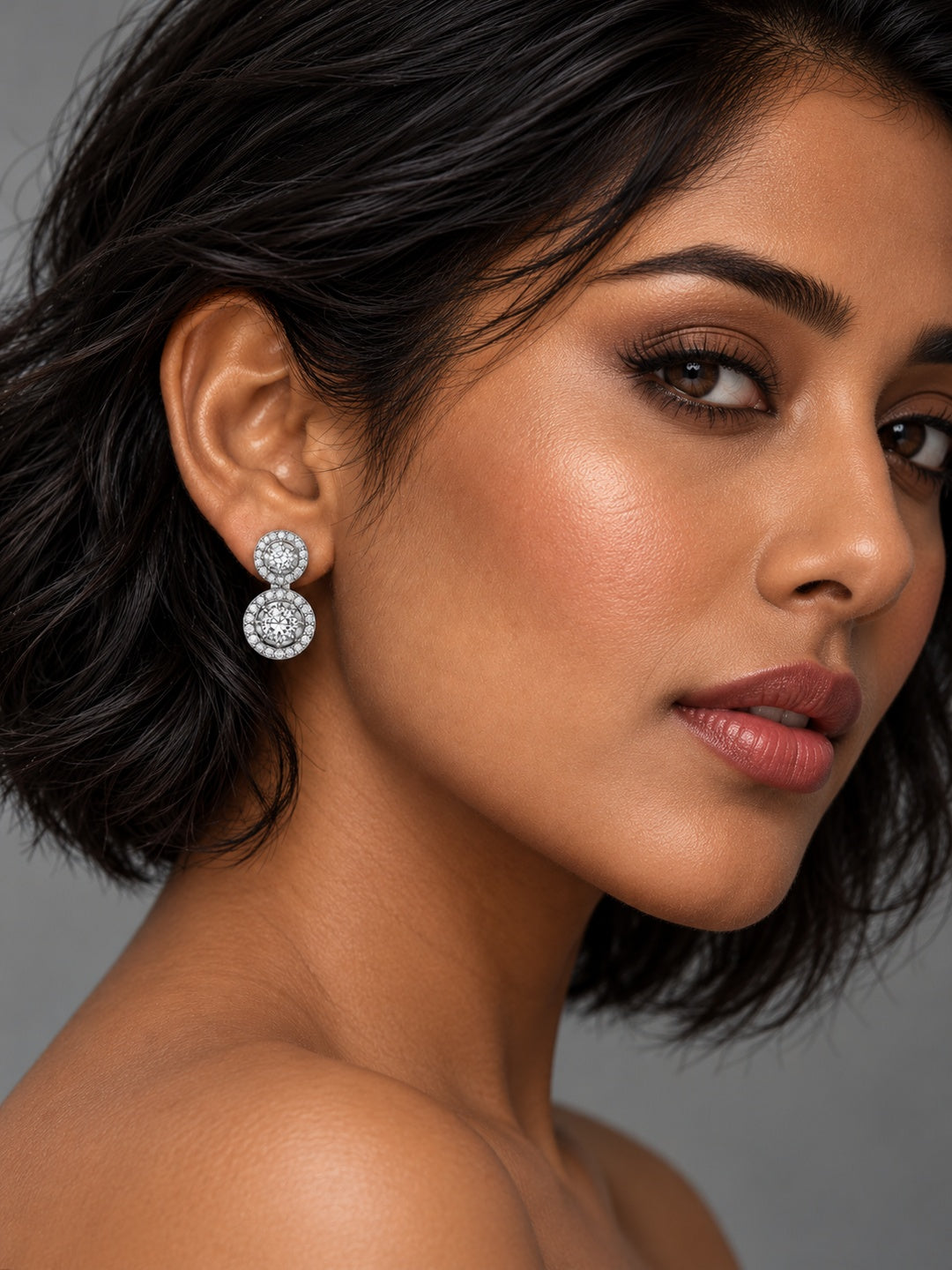 Niska Silver Replica AD Stone double-circle drop earring worn by model