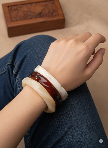 Vintage-Style Resin Bangle Set