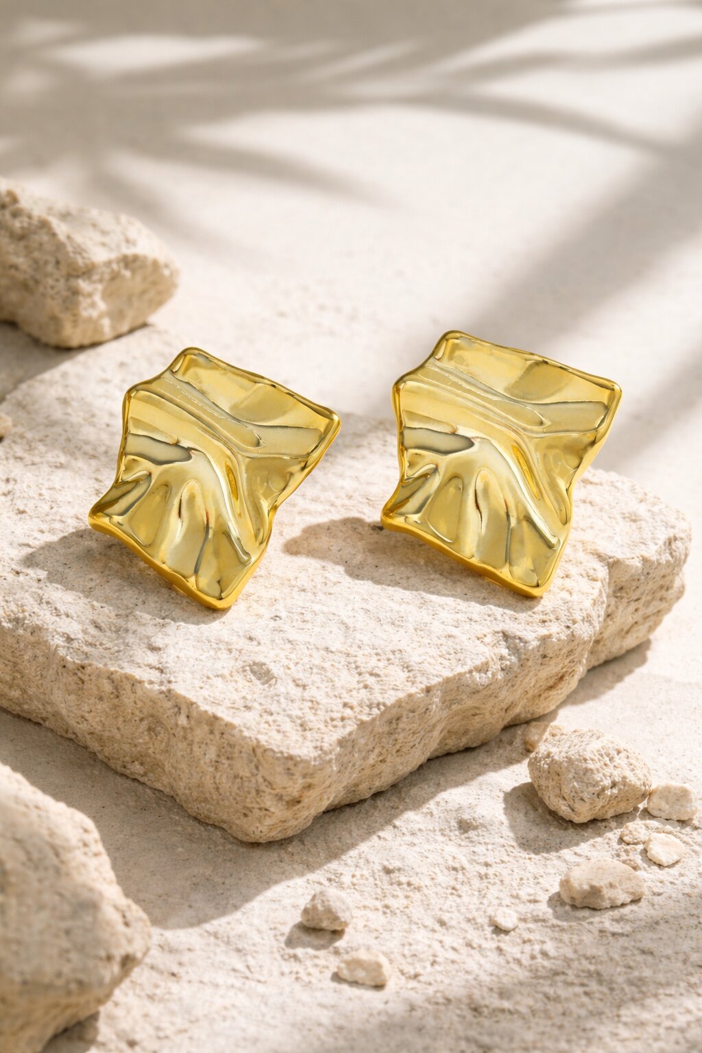 Niska Everlasting Glow Studs