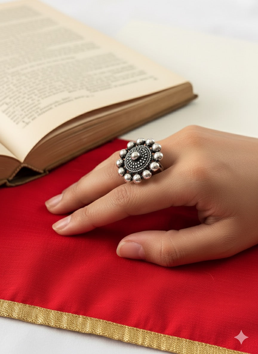 Nitya Silver Ring