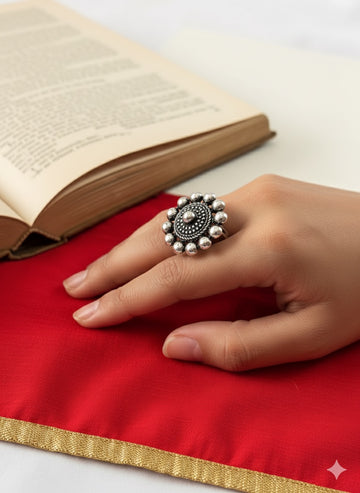 Nitya Silver Ring