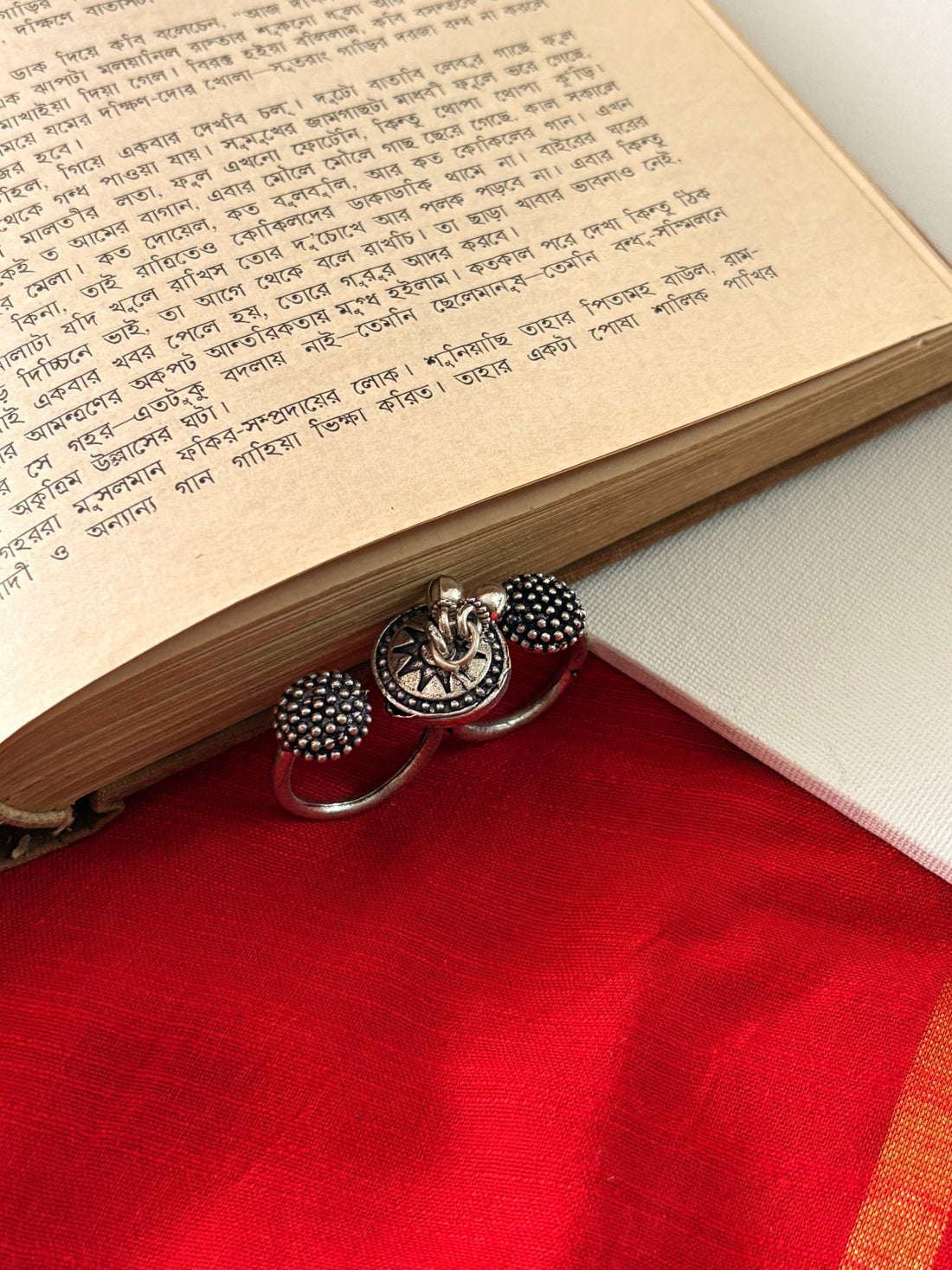 Viditi Silver Ring