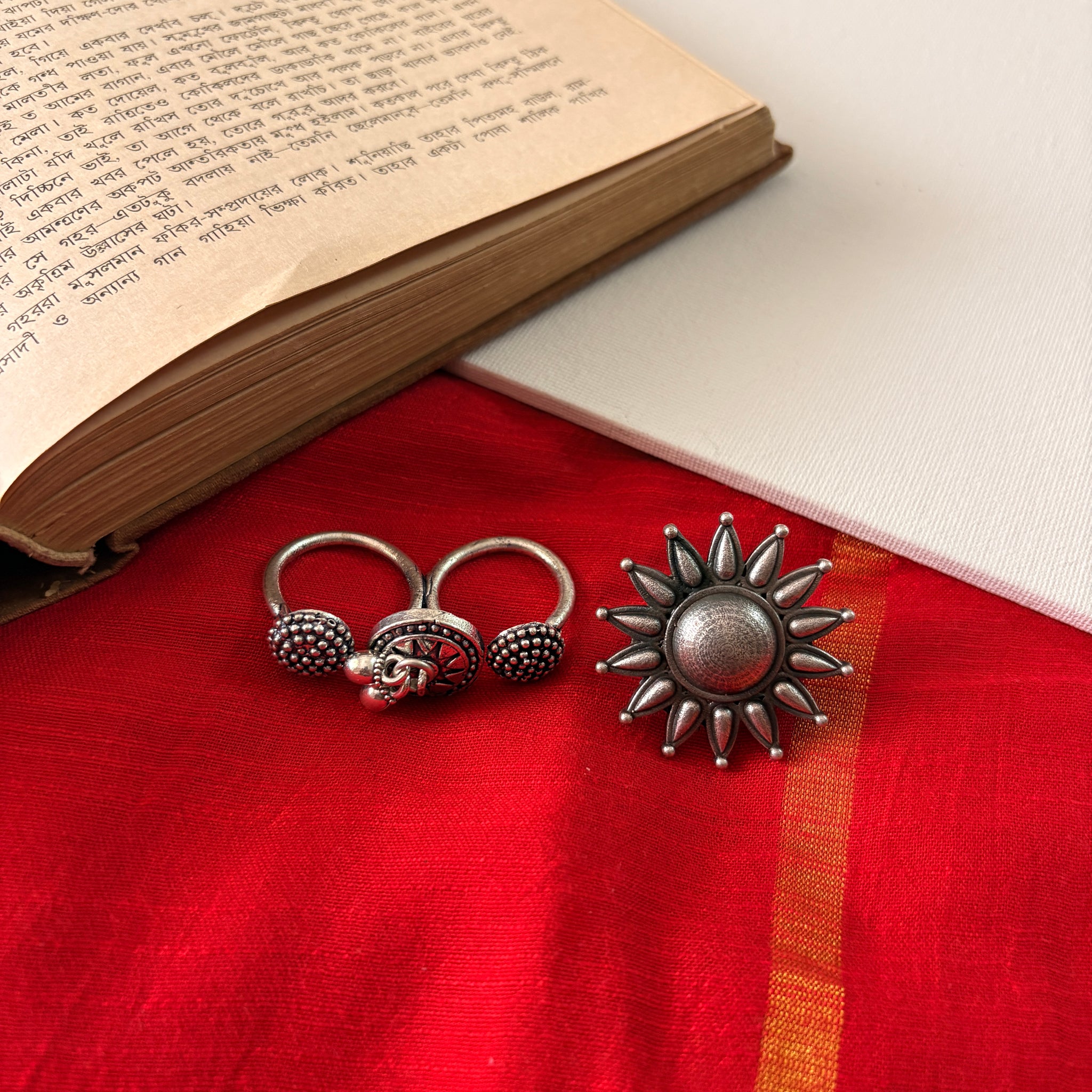 Kuwra Silver Oxidised Ring Pack Of Tow