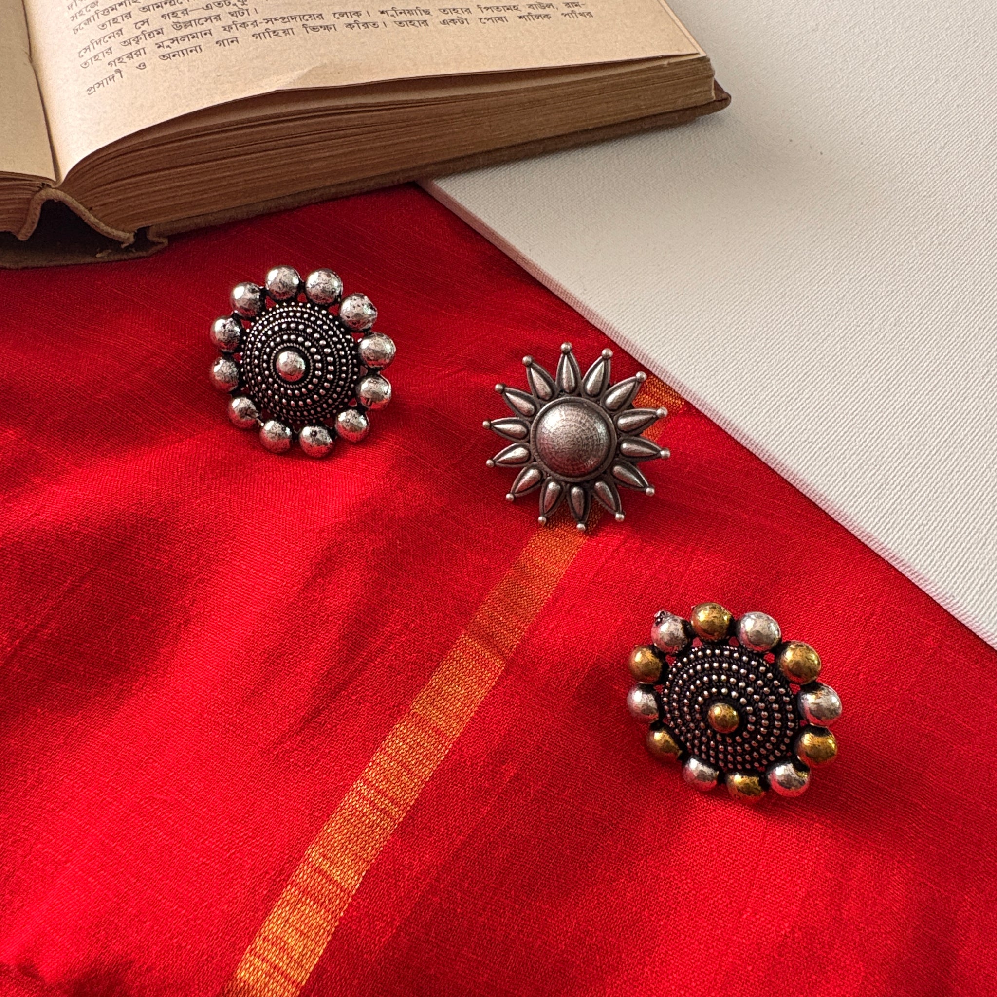 Charvi Grace Ring Set of Three