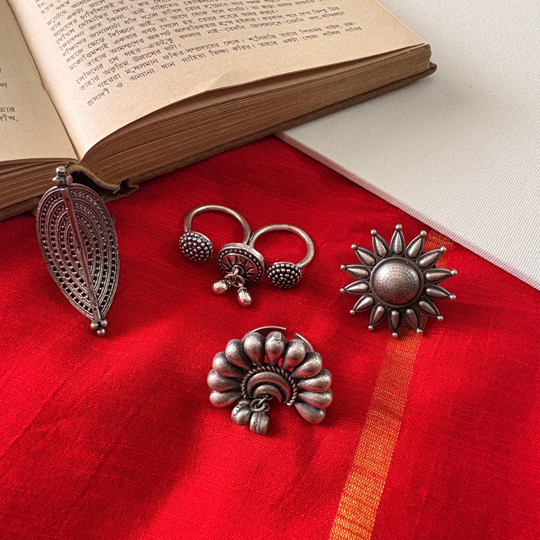 Devika Oxidized Glow Pack of Four