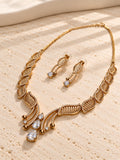 Niska AD stone necklace and matching earrings — editorial view 12