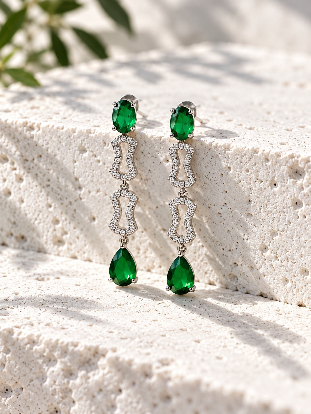 Emerald green replica necklace set matching earrings